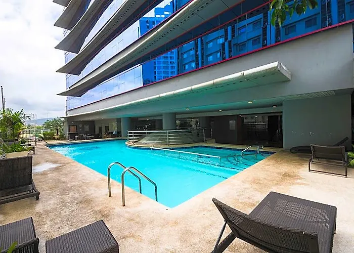 Hotel Parklane International