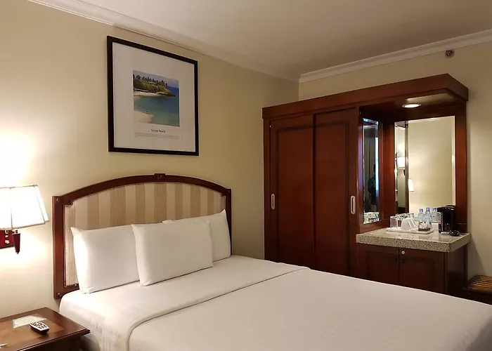 Hotel Parklane International
