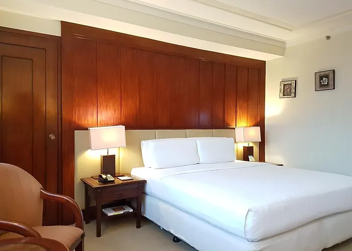 Parklane International 3*