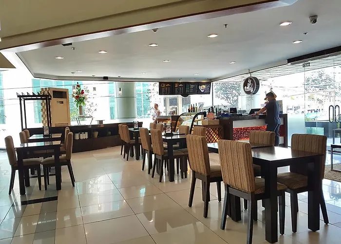 Parklane International Hotel 3*
