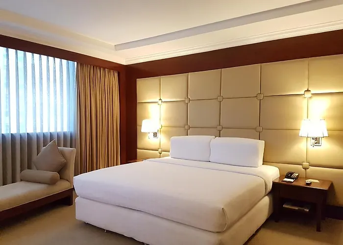 Parklane International 3* Cebu Stadt